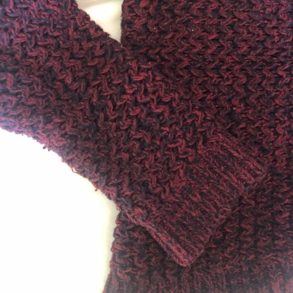 H&M maroon sweater - Picture 7 of 12